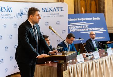 František Vinopal František Vinopal, předseda České kryptoměnové asociace