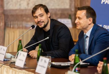 Dominik Stroukal - Michal Zuna Ekonom Dominik Stroukal a Michal Zuna, poslanec Poslanecké sněmovny PČR